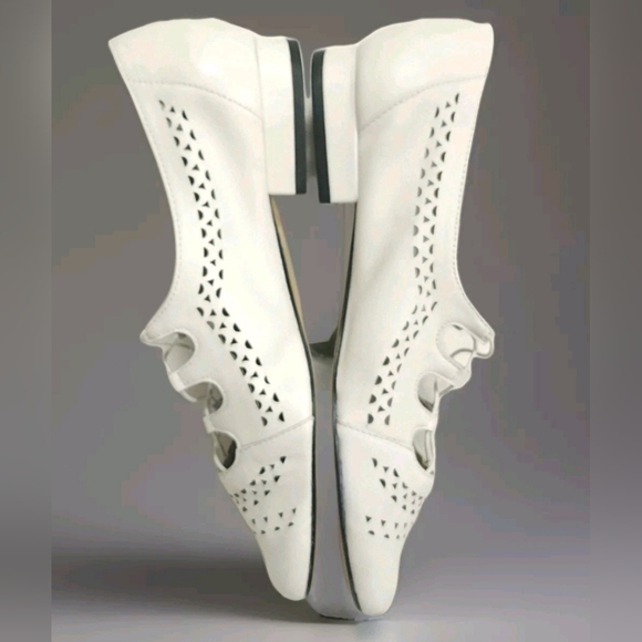 VANELI Slip-on Oxfords Womens 7.5 White Soft Leather Low Heels - Picture 5 of 12